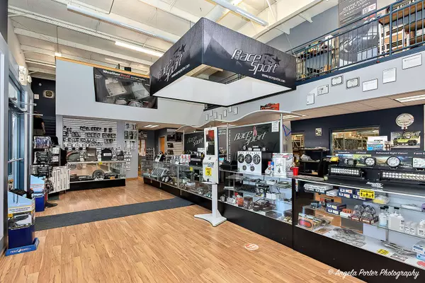 5402 Austin CT, Ringwood, IL 60072