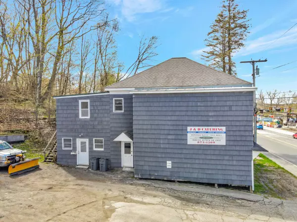 89 Benton AVE, Winslow, ME 04901