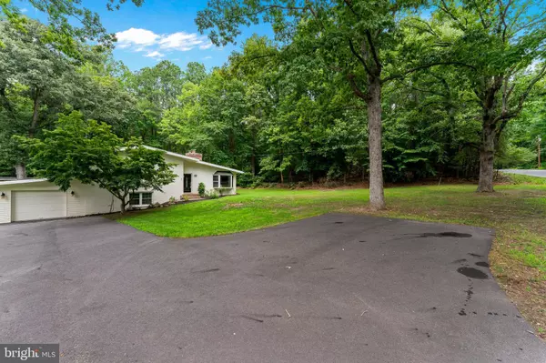 765 MOUNTAIN VIEW RD, Fredericksburg, VA 22406