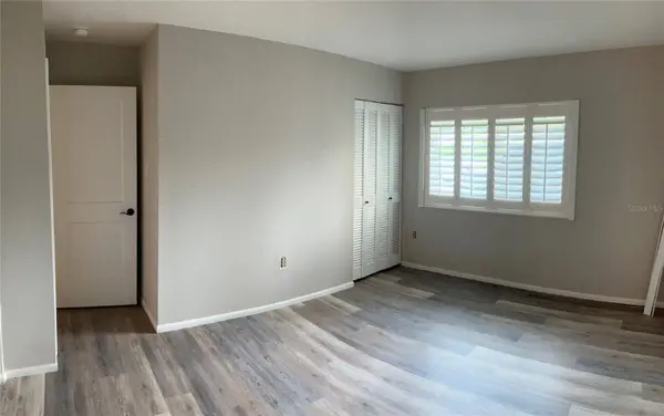 1575 GREENLEA DR #5, Clearwater, FL 33755