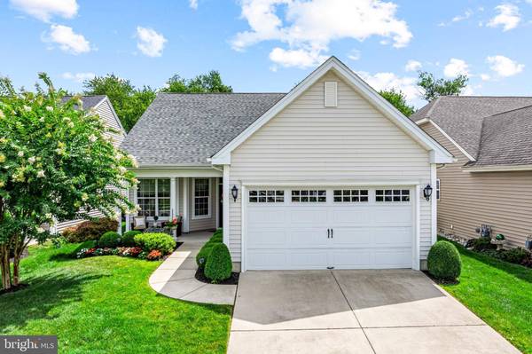 7 BINSTED DR, Medford, NJ 08055