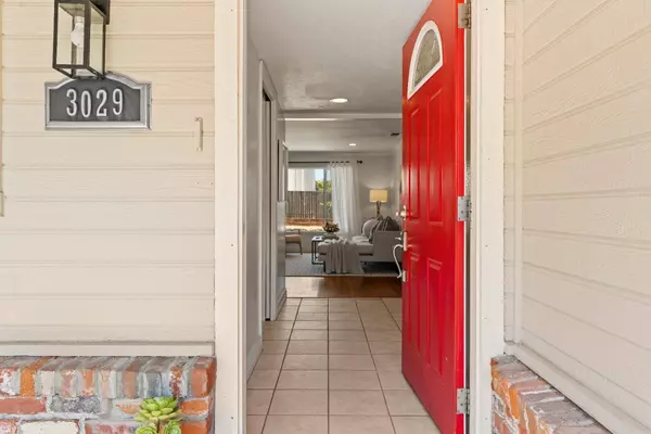 3029 Stanton CIR, Carmichael, CA 95608