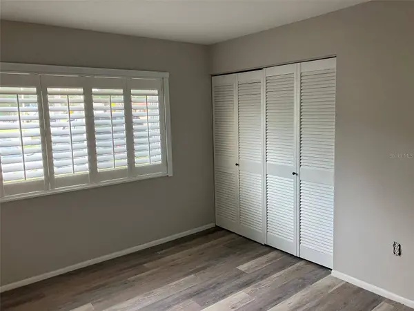 1575 GREENLEA DR #5, Clearwater, FL 33755