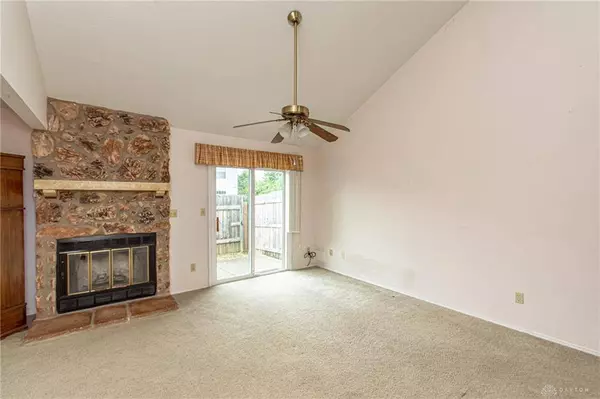 1523 Eagle Highlands Drive, Fairborn, OH 45324