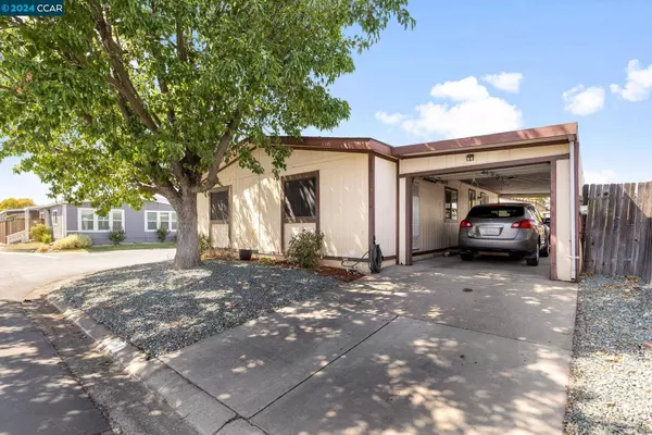 7855 Cottonwood Ln #36, Sacramento, CA 95828