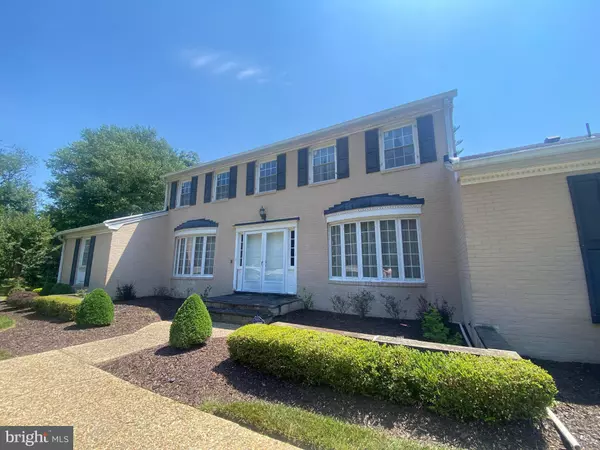 5 HALCYON CT, Pikesville, MD 21208