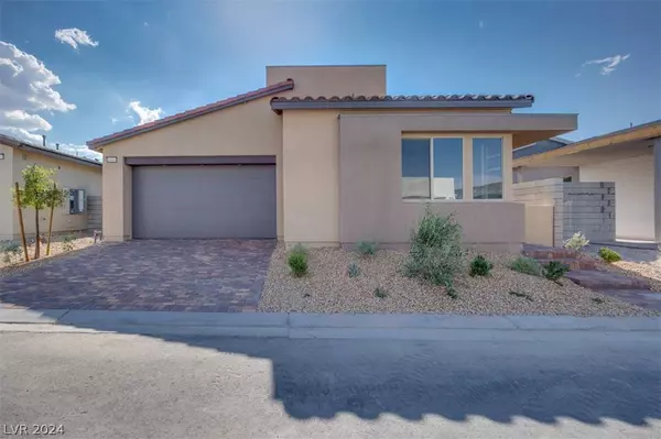 10055 Evergreen Pine Street, Las Vegas, NV 89166