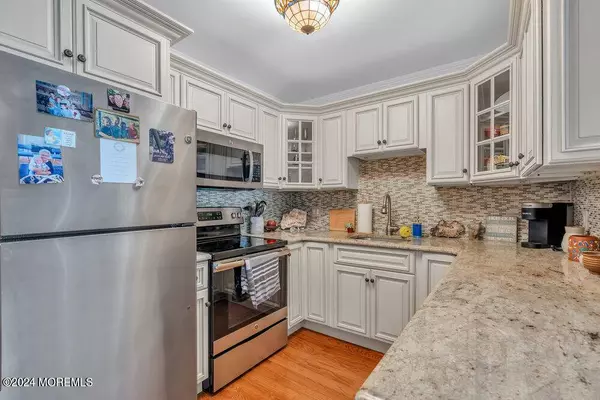 330 Shore Drive #B23, Highlands, NJ 07732