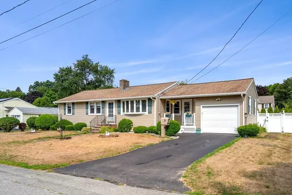 3 Westwood St, Methuen, MA 01844