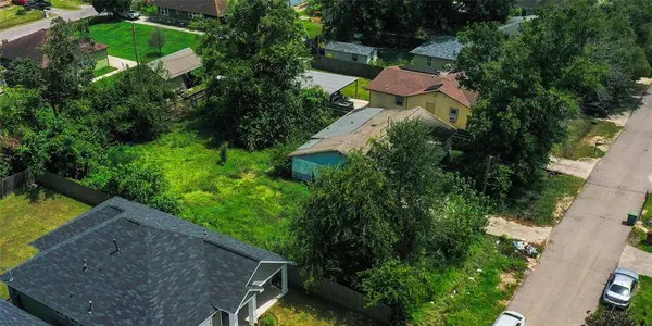 7802 Hanfro LN, Houston, TX 77088