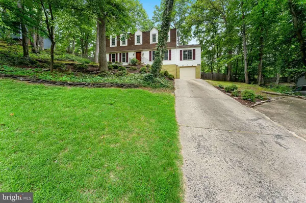 1104 BLACKBEARD DR, Stafford, VA 22554