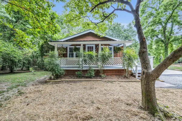 5000 Sawyer Rd, Signal Mountain, TN 37377