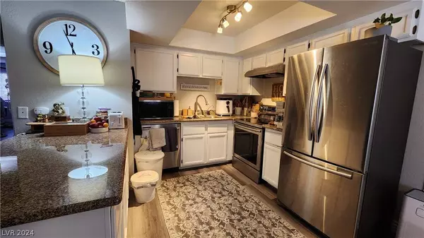 929 Boulder Mesa Drive #202, Las Vegas, NV 89128