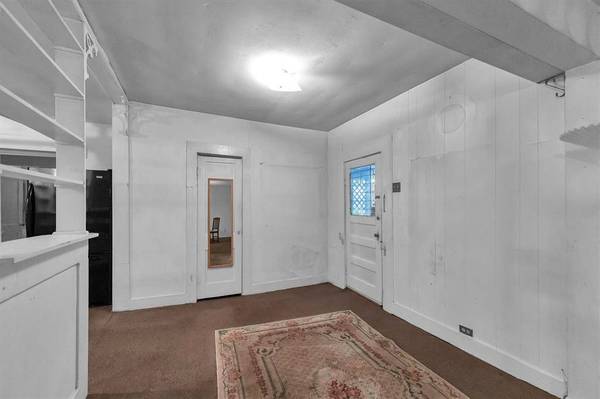 2754 Angier RD, Huntsville, TX 77340