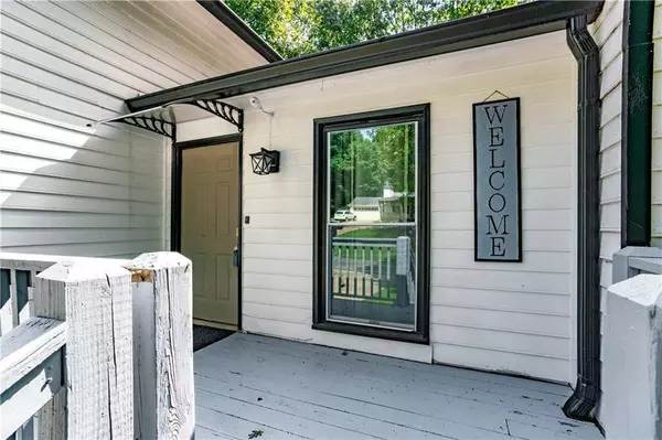 251 Timber Laurel LN, Lawrenceville, GA 30043