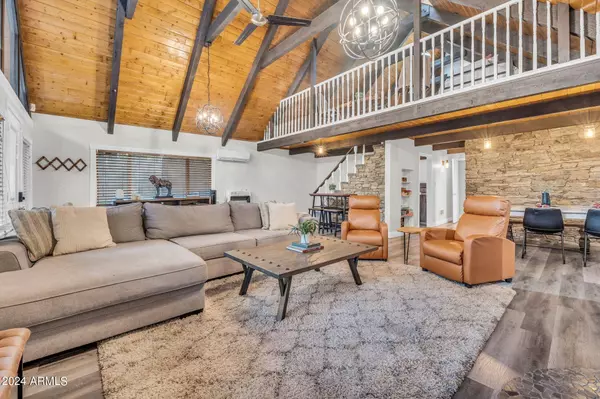 410 BARNWOOD Trail, Munds Park, AZ 86017