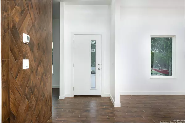 166 Rockingshire Ct, Spring Branch, TX 78070