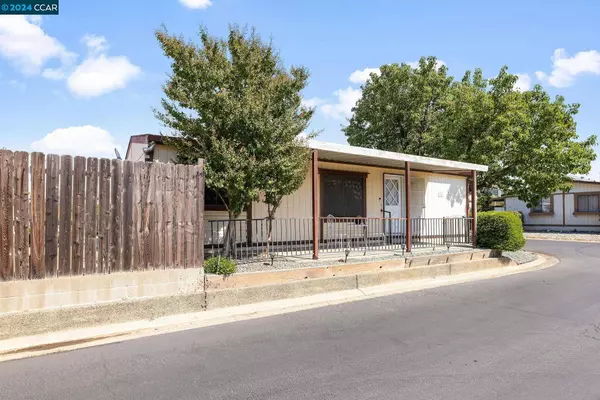 7855 Cottonwood Ln #36, Sacramento, CA 95828