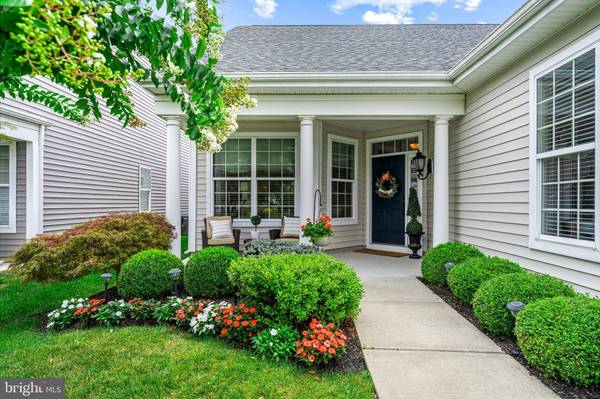 7 BINSTED DR, Medford, NJ 08055