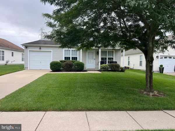 24 CARRIAGE STOP DR, Berlin, NJ 08009