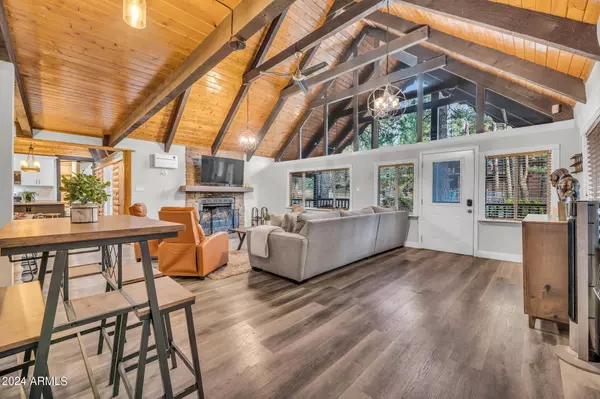 410 BARNWOOD Trail, Munds Park, AZ 86017