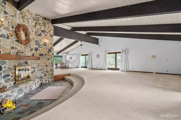 2616 N 41st RD, Sheridan, IL 60551