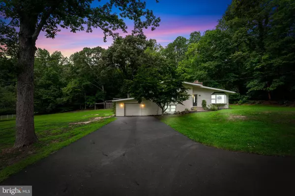 765 MOUNTAIN VIEW RD, Fredericksburg, VA 22406