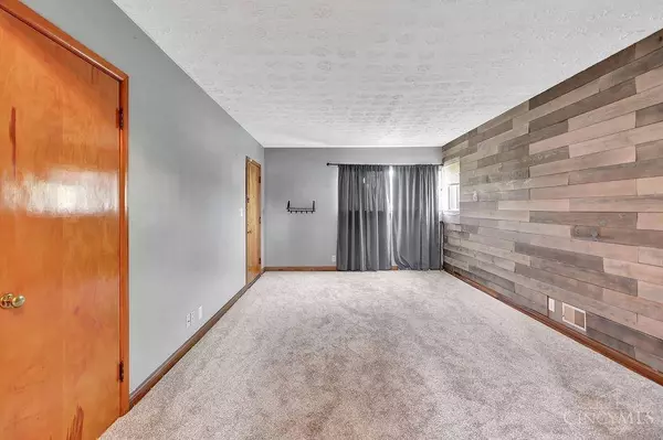 81 Brookwood Ave #B-7, Hamilton, OH 45013