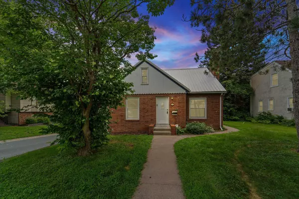 830 17th AVE N, South Saint Paul, MN 55075