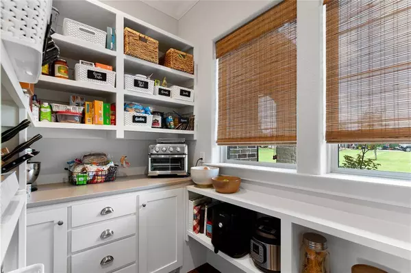 1420 W Shepherd Drive, Sherman, TX 75092