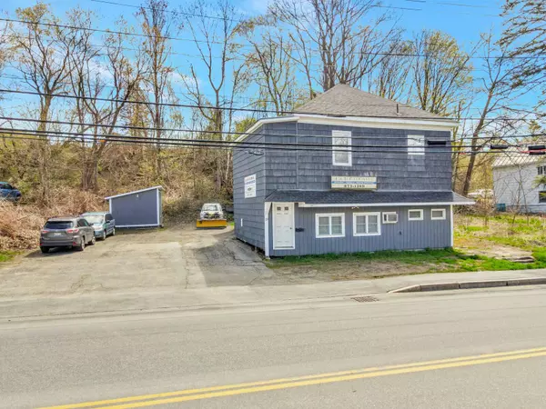 89 Benton AVE, Winslow, ME 04901