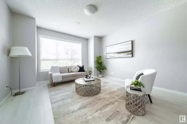 2115 160 ST SW, Edmonton, AB T6W 4E5