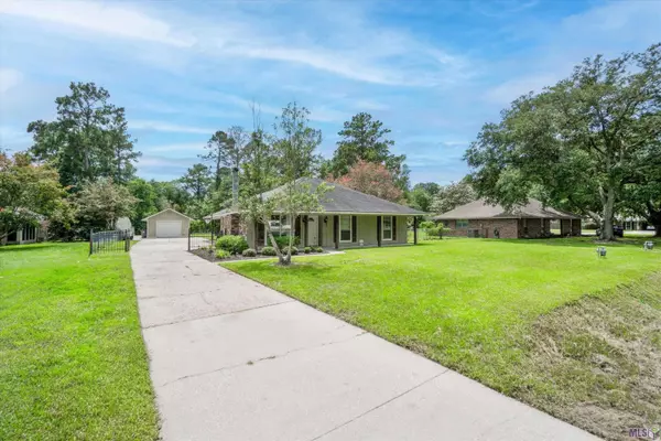 14932 ASHVILLE AVE, Pride, LA 70770