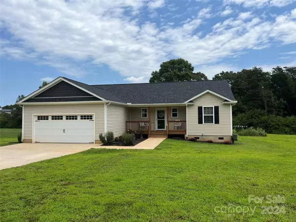 4152 S Olivers Cross RD, Newton, NC 28658