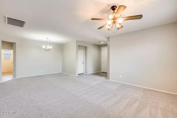 3551 N LOS ALAMOS --, Mesa, AZ 85213