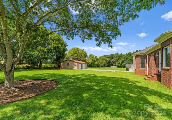 2844 Unionville Indian TRL W, Indian Trail, NC 28079