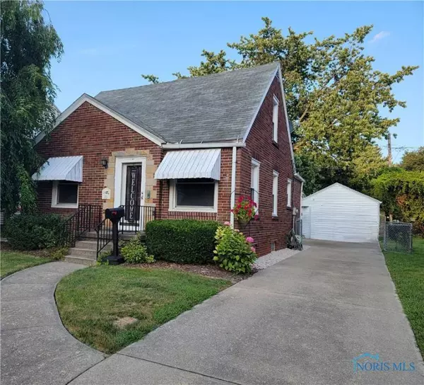 585 Sylvandale AVE, Oregon, OH 43616