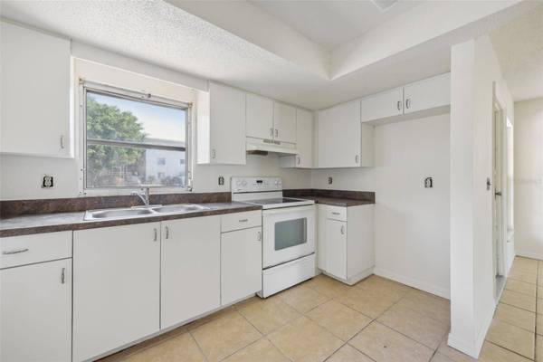 2308 FLAMINGO BLVD, Bradenton, FL 34207