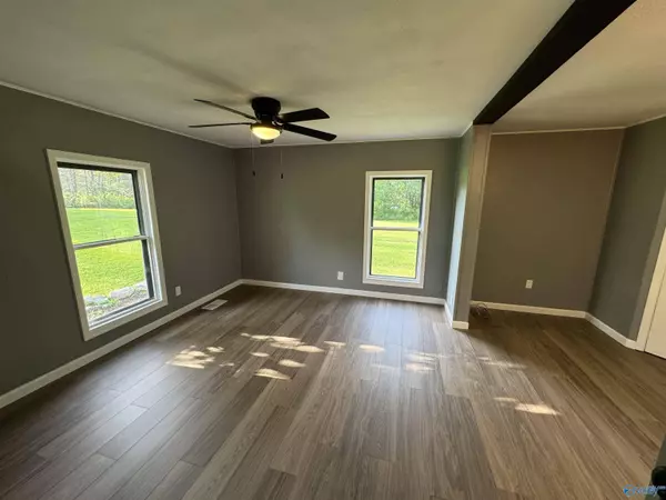 26737 Hwy 79, Scottsboro, AL 35768