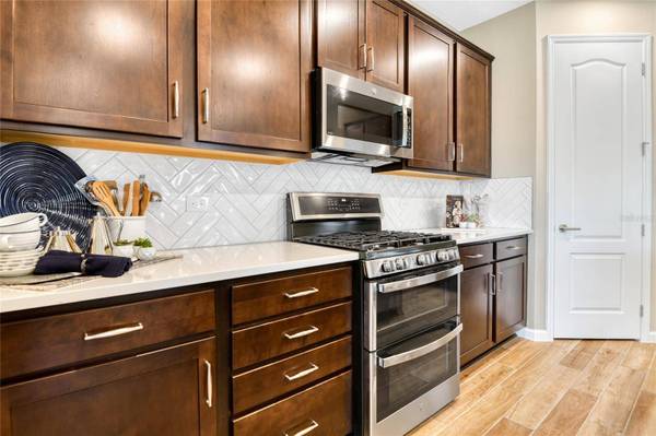 4244 SAWTOOTH CT, Tavares, FL 32778