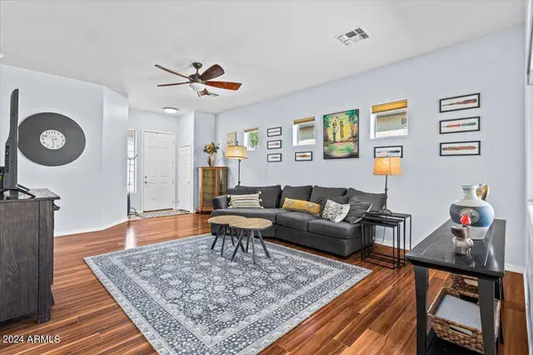 899 E SHEFFIELD Avenue, Chandler, AZ 85225