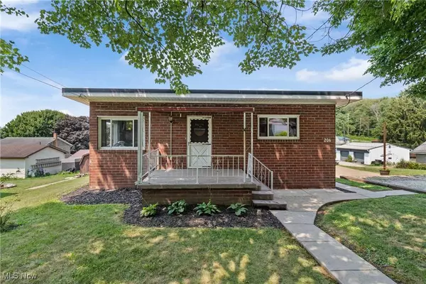 206 Euclid AVE, Minerva, OH 44657