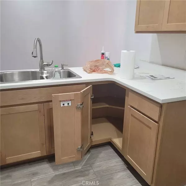 1203 Alila AVE, Delano, CA 93215