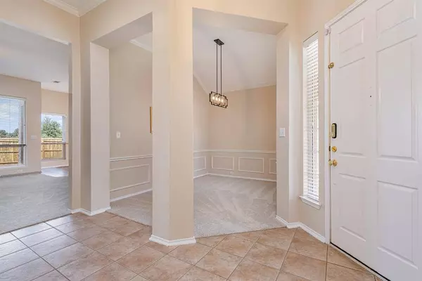 8805 Edinburgh Lane, Rowlett, TX 75089