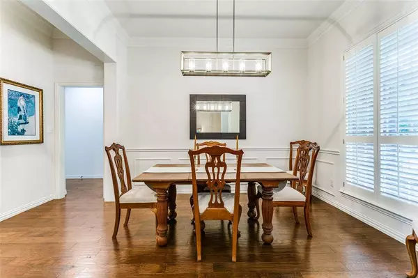 2310 Brookcrest Lane, Grapevine, TX 76051