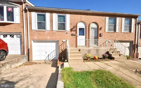 215 GOODFORD RD, Philadelphia, PA 19154