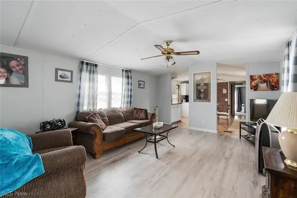 12205 Goshen RD #225, Salem, OH 44460