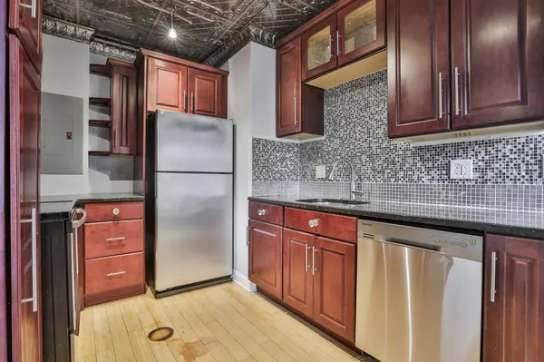 4 Dean AVE #2, Manchester, NH 03101