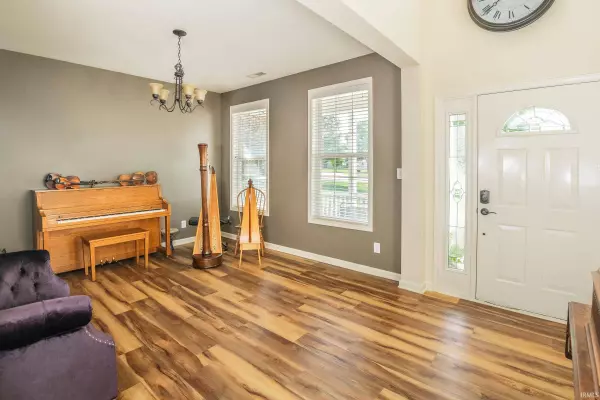 1542 W Meeting House Lane, Bloomington, IN 47403