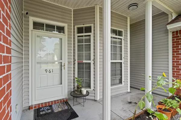 961 Claeven Circle, Fort Walton Beach, FL 32547